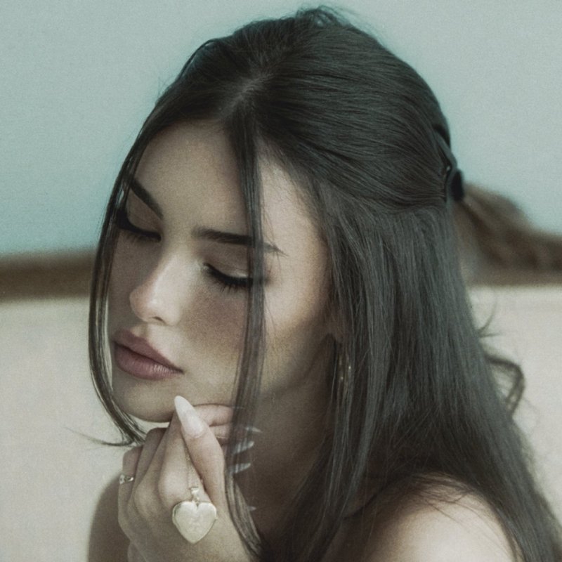 card-image-1201-MADISON BEER : THE LOCKET TOUR